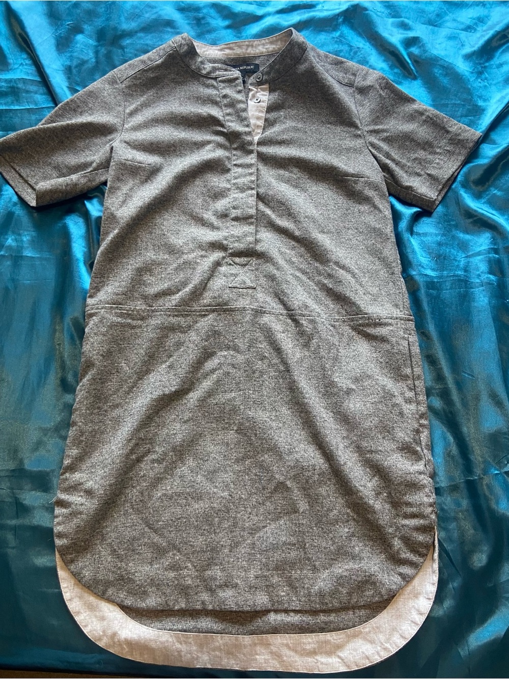 Banana Republic Women’s Short-Sleeve, Shirt Dress, Shirt in Heather Gray
